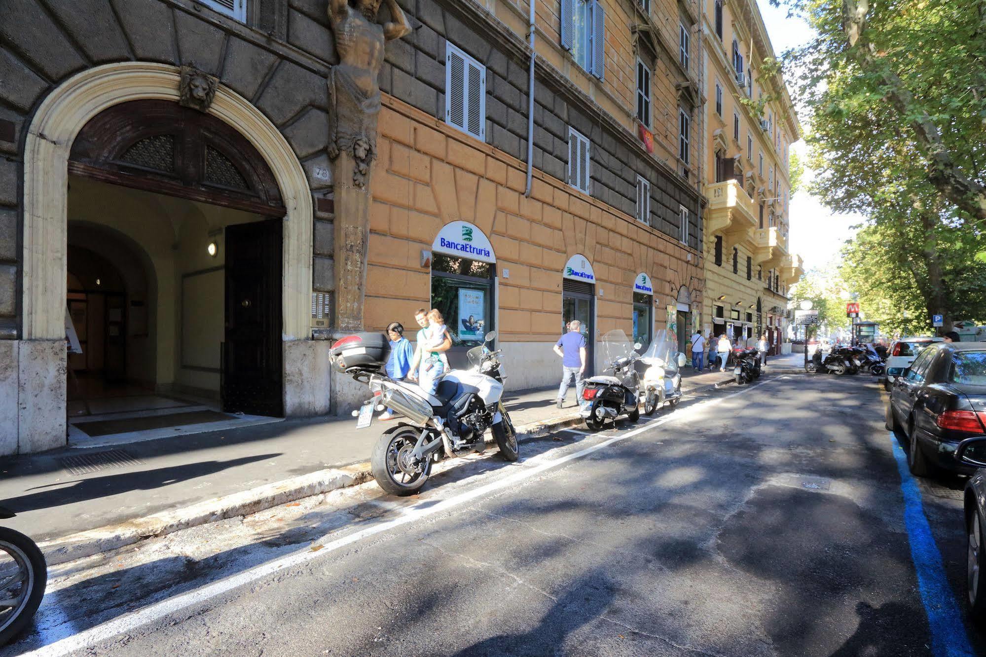 Domus Avi Vaticano Hotel Rome Exterior photo